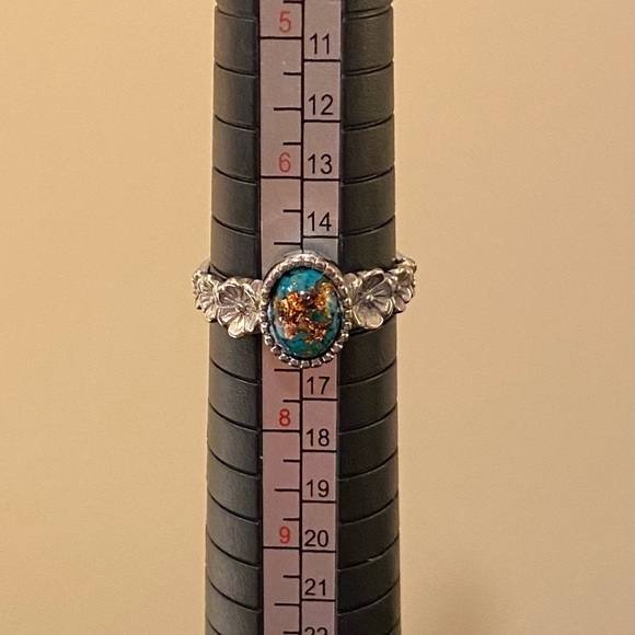 Silver ring with blue green stone with gold - Picture 3 of 5